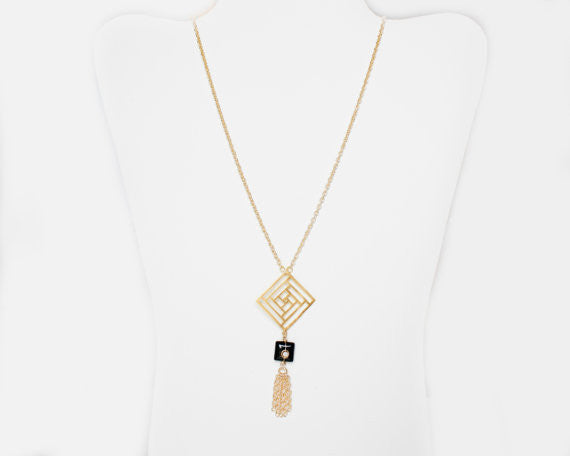 Light of Truth Tassel Necklace - Yun Boutique